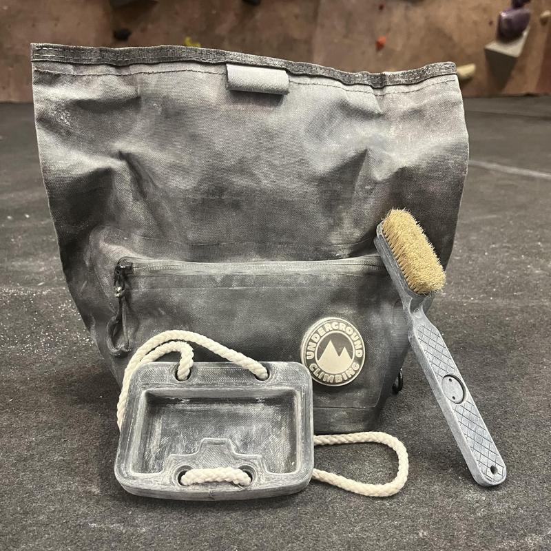 Unlevel portable climbing edge
