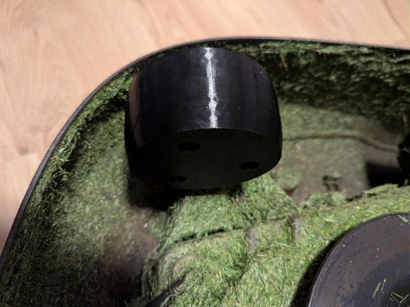 Front wheel for the Gardena Sileno 4 wheeler