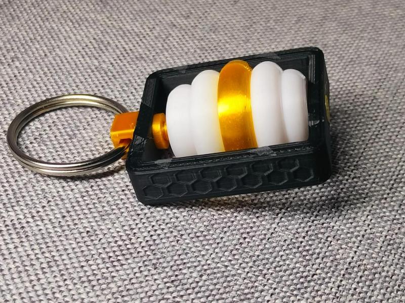 BeeSpin - keychain