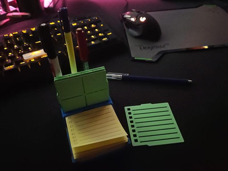 Sticky notes office holder - Post it with stencils