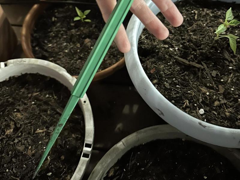 Irrigation stake extender 