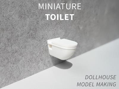 Miniature toilet