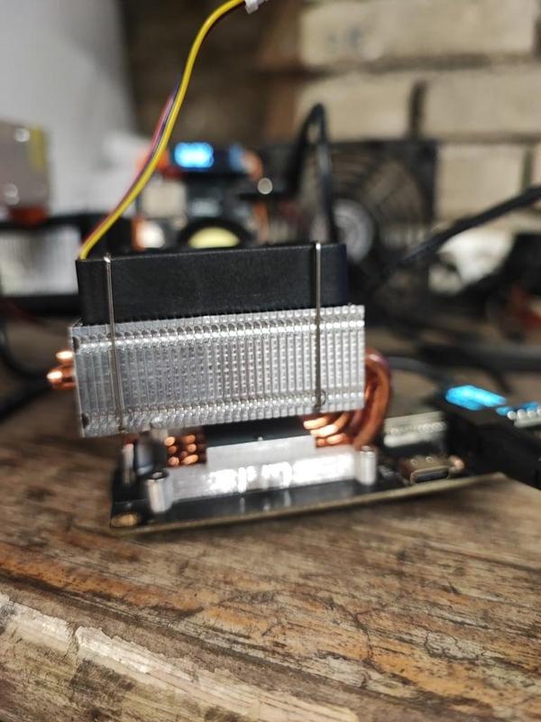 Geekpi IceTower Plus Low profil Heatsink Bitaxe