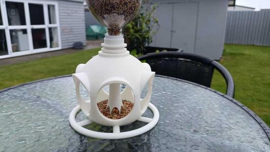 Bird Feeder V1.1 Soda bottle  **Updated**