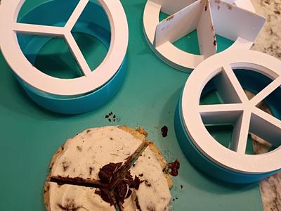 Fair Share Crumbly Cookie Cutters