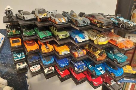 Hot Wheels Wall Tower / Display Rack - Angled