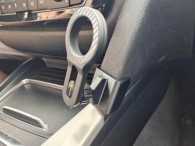 BMW F3x magsafe mount