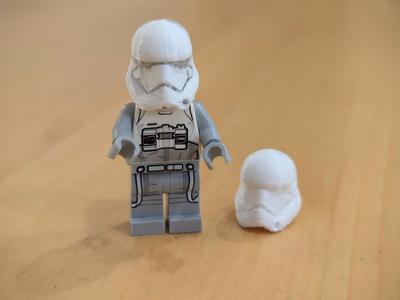 1st Order Stormtrooper Head -Minifigure Compatible