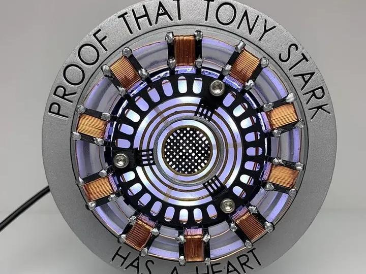Iron Mans detailed Arc Reactor