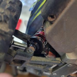 MJX Hypergo H16BM 1/16 scale Shock absorber mounting plate