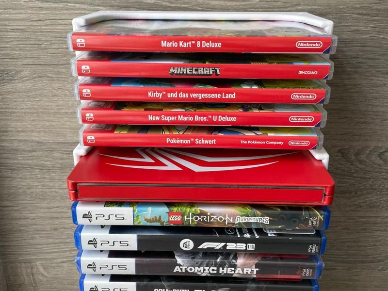 Games holder for 5 Games Expandable