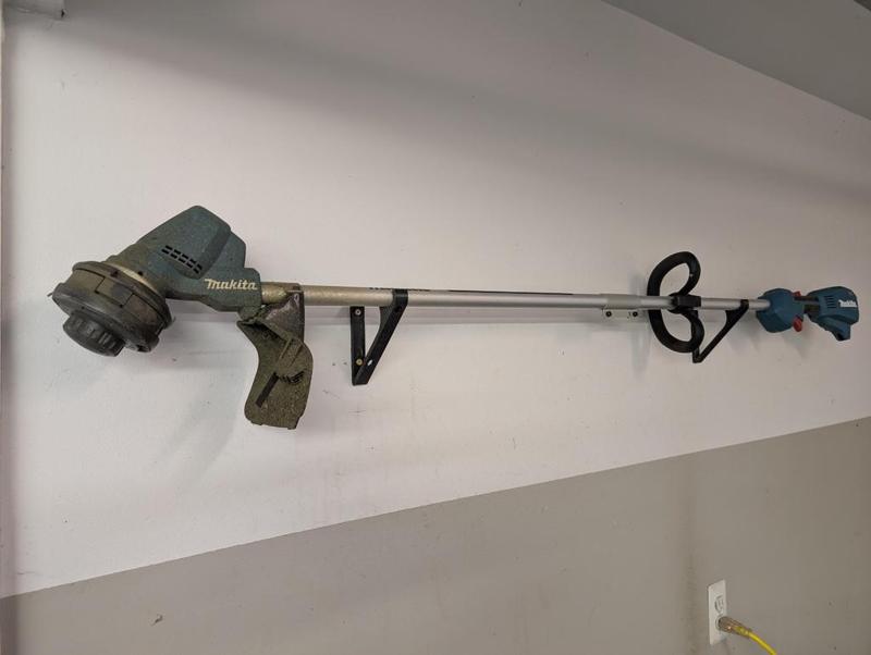 Horizontal Sting Trimmer Hanger