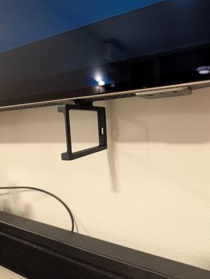 Bottom soundbar bracket