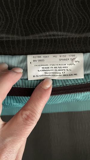 "Samsonite" suitcase clip - not original one - but same function
