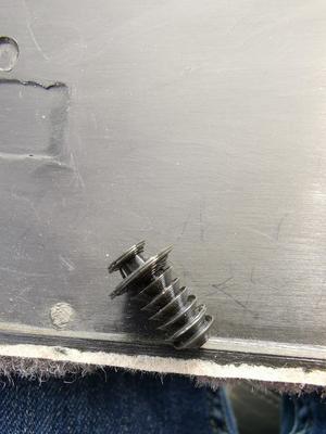 Volvo Door panel clip (1318217) to 700, 850, 900 series