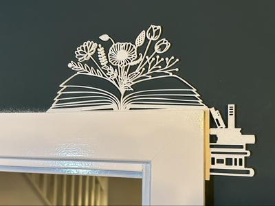 Book Lover Flowers - Door Corner
