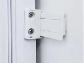 Sliding door rail for integrated fridge