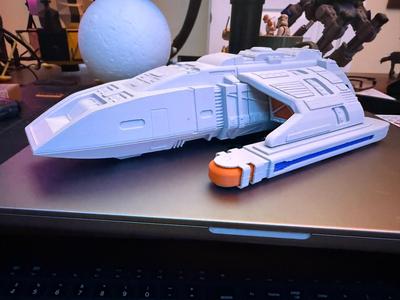 Star Trek DS9: Danube Class Runabout (1/70, 33 cm)