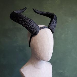 Marie | Qunari Horns