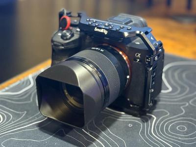 Rectangular Lens hood for Sony 50MM f1.8 FE Lens 