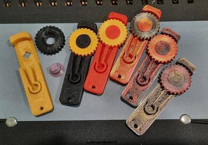 Seperated 'Gear' from 'Print in Place Clicky Fidget Keychain'