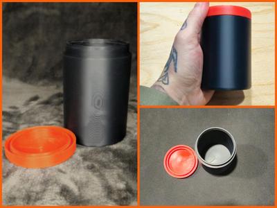 container (simple with lid)