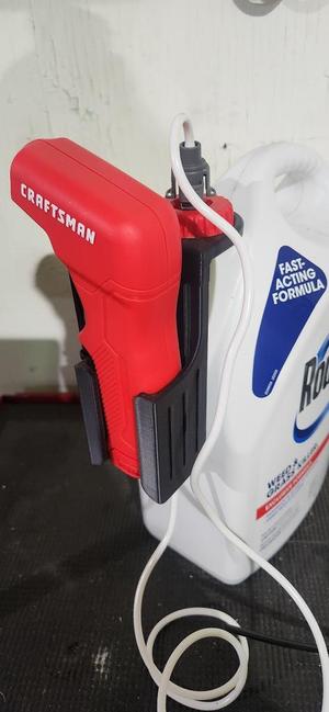 Craftsman Battery Operated 1 gal Garden Sprayer Holder