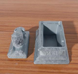 Lion statue storage box