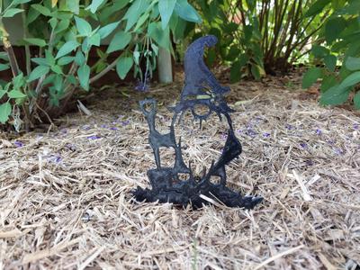 Gnomes "We're Watching you" Garden Art set