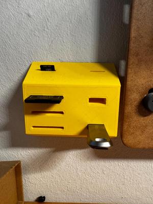 Small SD & USB-Stick holder