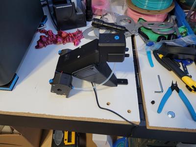 infinti flow s1 tripod stand.step