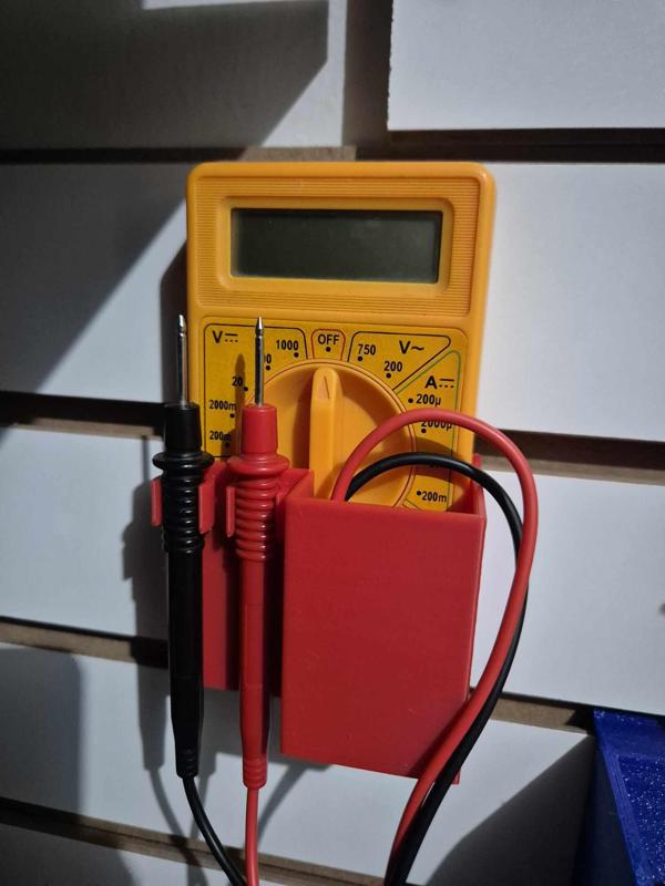 Multimeter holder for slatwall