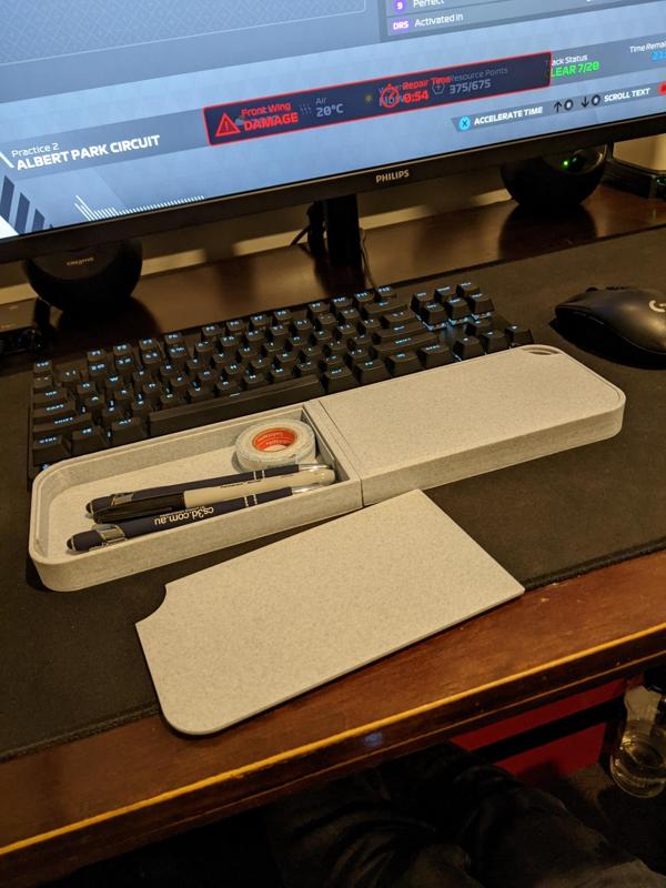 Wristrest with storage