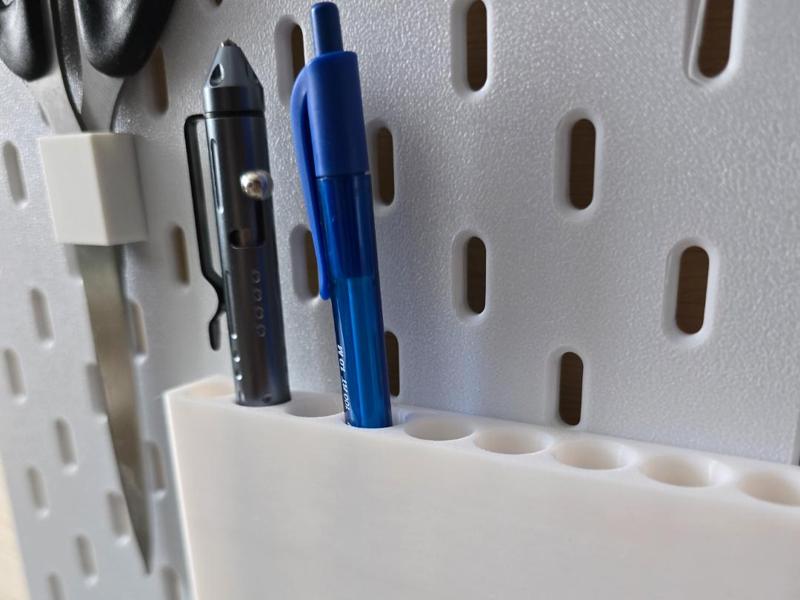 Skadis pen holder