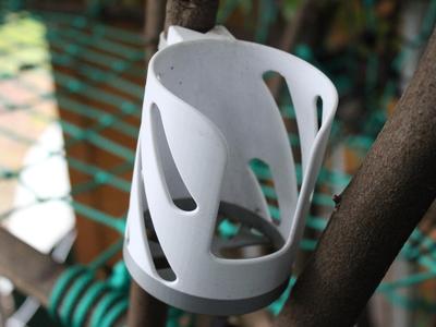Cup holder for outdoor use
