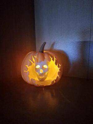 Pumpkin skull