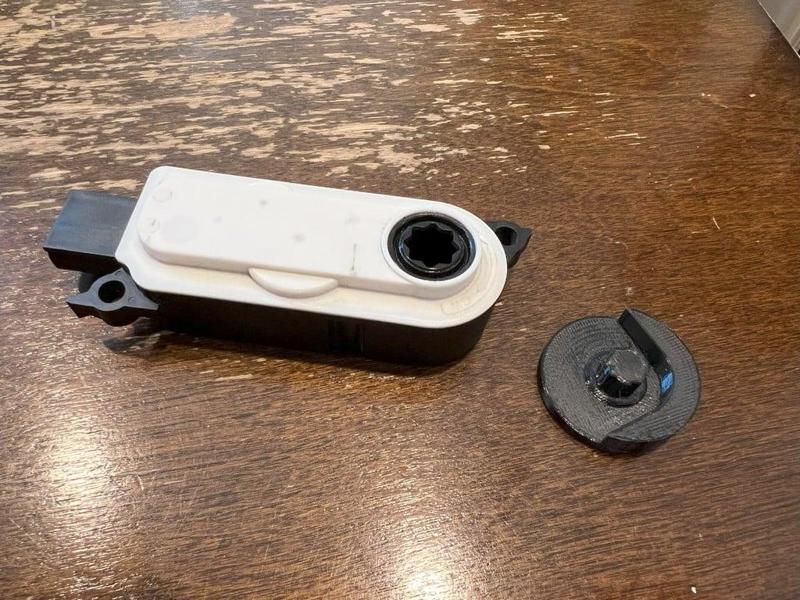 Tundra Radiator Shutter Adaptor