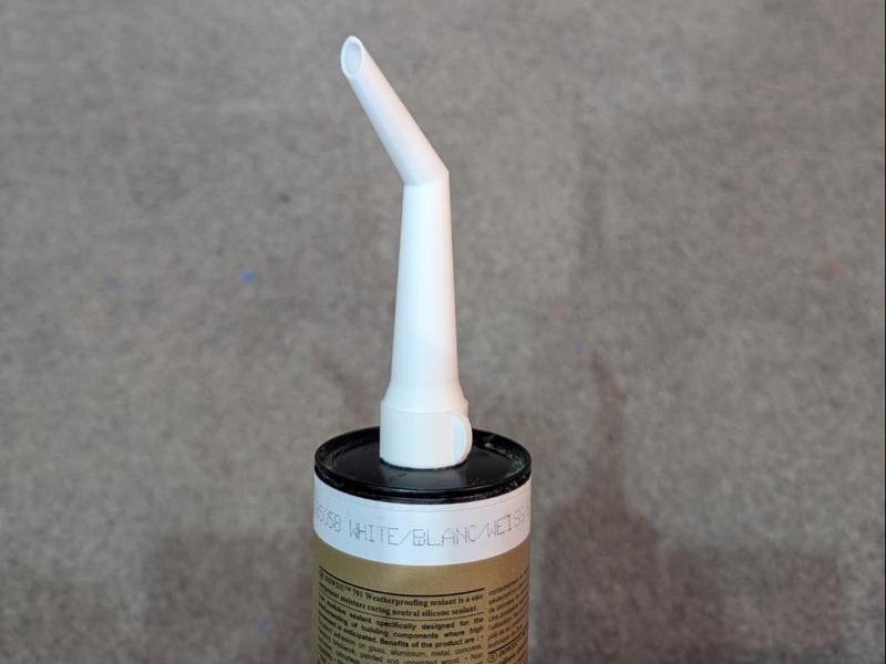 NEW Angled silicone sealant nozzle