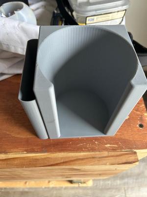 cup lid holder with straws