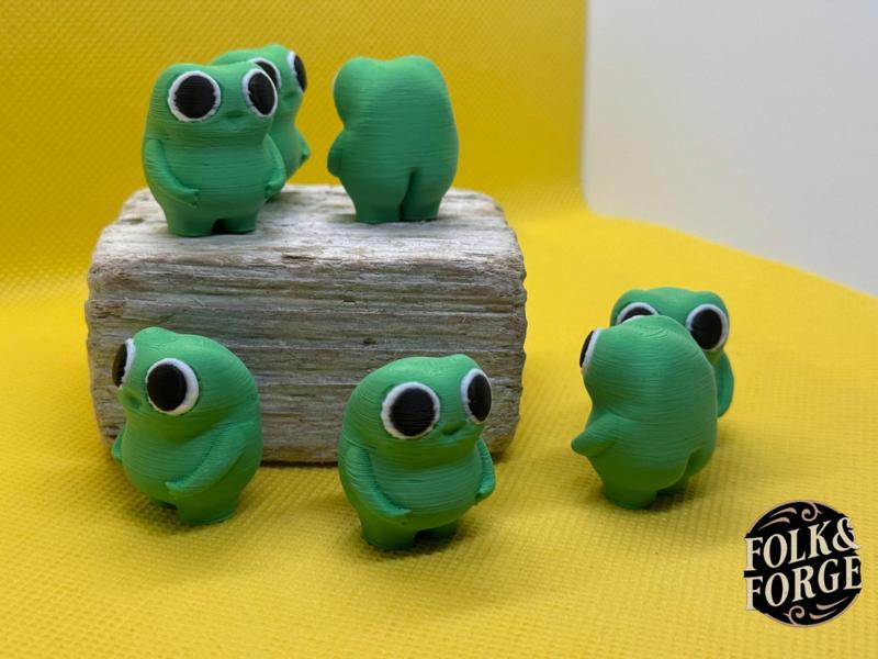 Standing Happy Butt Frog