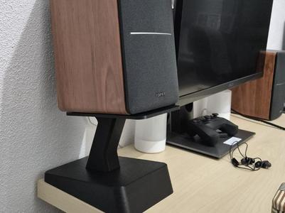 Speakers Stand