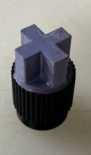Tactile control knobs for consoles of AN/SPA-25E indicator group