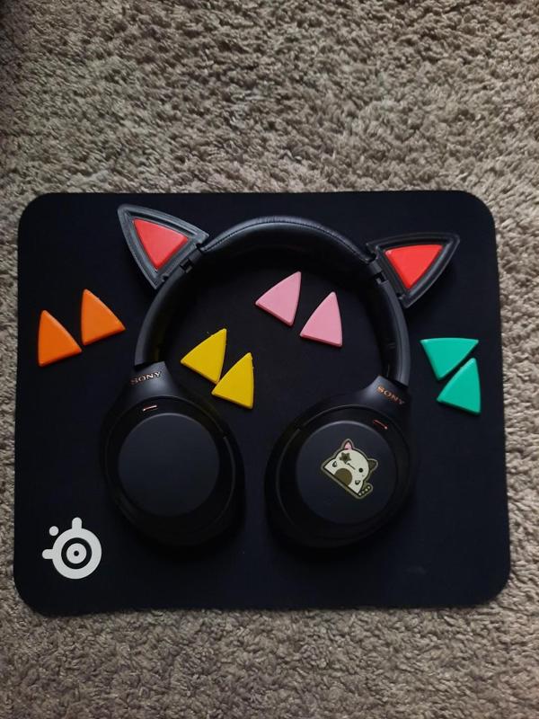 Clip-on Cat Ears For Sony XM4 Headphones