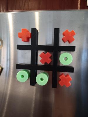 Tic Tac Toe magnet set - FREE