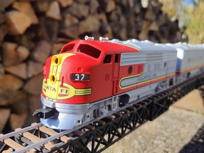 F7 Locomotive Body - AMS Warbonnet Livery