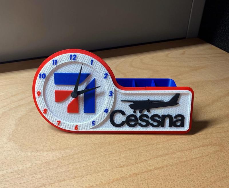 CESSNA Remix of Maker World Clock