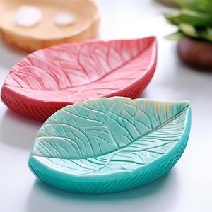 Leaf Soap Dish – Nature-Inspired Elegance