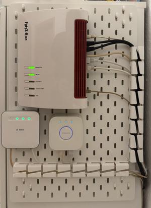 Skadis cable channel vertical
