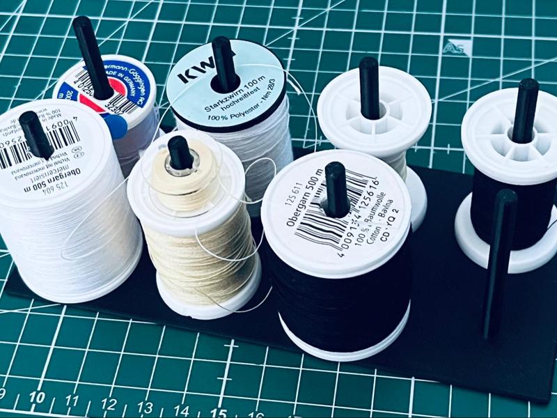 Sewing thread stand