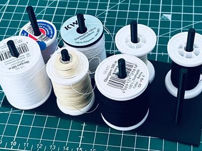 Sewing thread stand